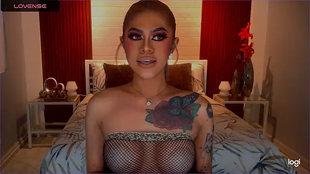 StellaStrong30 online show from April 6, 11:38 pm