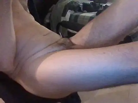 Snapshot of rugratss2 chatting on January 6, 7:13 pm rugratss2 online show from January 6, 7:13 pm