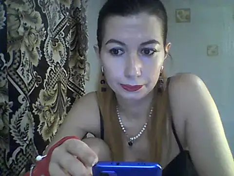 Snapshot of Olesja chatting on December 16, 7:00 pm Olesja online show from December 16, 7:00 pm