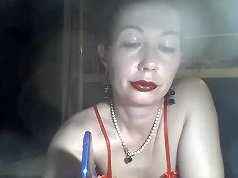 Olesja online show from April 8, 7:25 pm