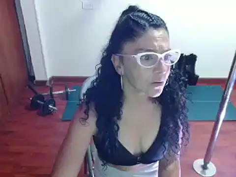 Anitta muscle online show from March 18, 10:26 pm