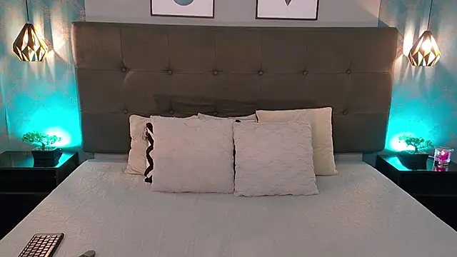 Snapshot of Madisonsmiith chatting on March 18, 10:04 pm Madisonsmiith online show from March 18, 10:04 pm