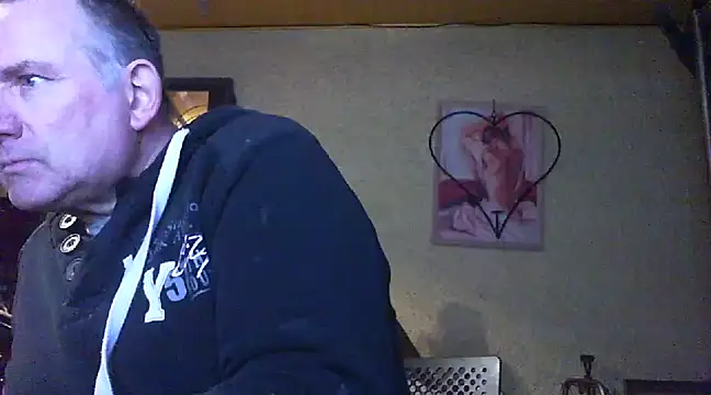 Snapshot of jeanlulu chatting on January 1, 4:50 pm jeanlulu online show from January 1, 4:50 pm