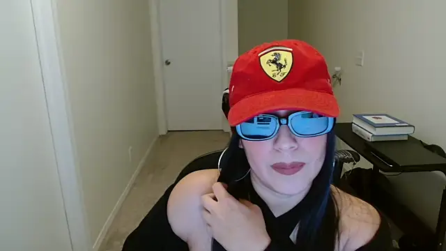 Sassy Latina online show from November 30, 4:49 am