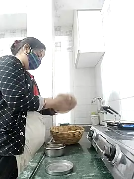 Snapshot of Riyasingh9 chatting on January 13, 12:56 pm Riyasingh9 online show from January 13, 12:56 pm