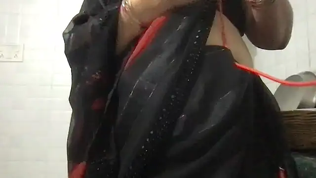 Snapshot of Riyasingh9 chatting on January 22, 12:17 pm Riyasingh9 online show from January 22, 12:17 pm