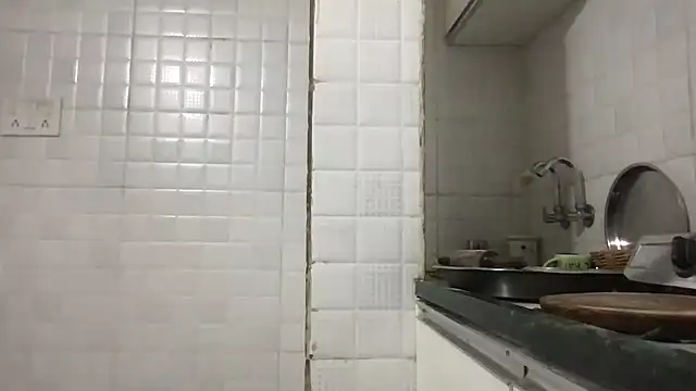 Snapshot of Riyasingh9 chatting on January 28, 4:08 am Riyasingh9 online show from January 28, 4:08 am