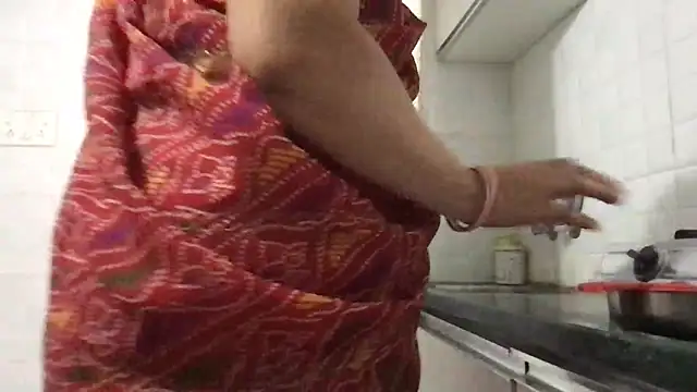 Snapshot of Riyasingh9 chatting on March 6, 2:30 am Riyasingh9 online show from March 6, 2:30 am