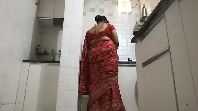 Riyasingh9 online show from April 1, 4:57 am