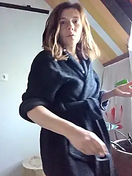 Lina lou4 online show from October 2, 7:04 am