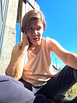 Lina lou4 online show from October 10, 11:53 am