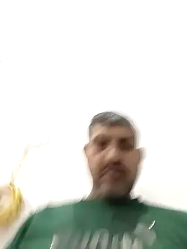 Snapshot of Amandev7 chatting on February 21, 3:40 am Amandev7 online show from February 21, 3:40 am