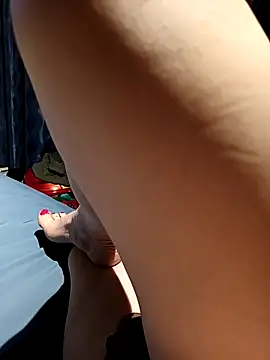 Snapshot of monyhoy chatting on March 13, 2:01 pm monyhoy online show from March 13, 2:01 pm