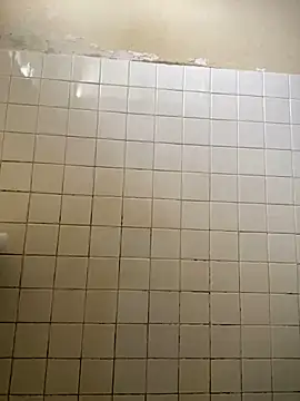 Snapshot of DreamerAsianGuy chatting on January 5, 3:43 am DreamerAsianGuy online show from January 5, 3:43 am