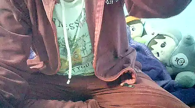 Snapshot of lovelydesi21 chatting on January 13, 4:30 pm lovelydesi21 online show from January 13, 4:30 pm