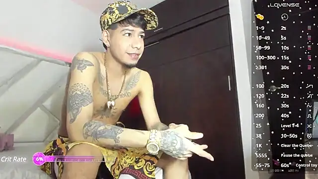 zack isaac777 online show from December 28, 2:43 am