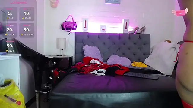 louise nails online show from March 6, 2:08 pm