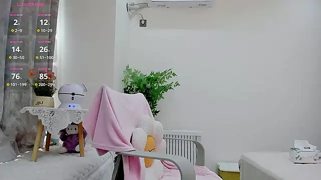 Vivian-6 online show from February 28, 3:37 am