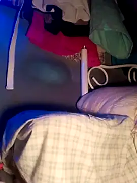 Snapshot of Bbcnjb40 chatting on June 5, 12:50 am Bbcnjb40 online show from June 5, 12:50 am