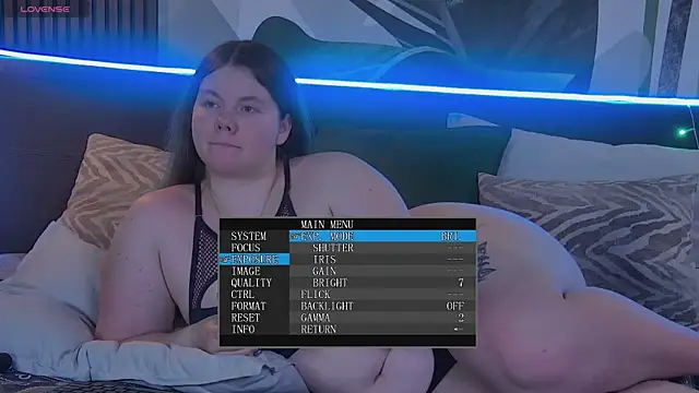 Snapshot of RubyValen chatting on February 4, 1:02 am RubyValen online show from February 4, 1:02 am