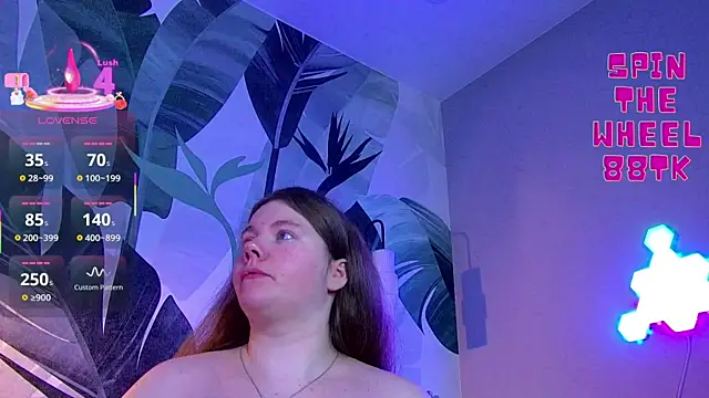 Snapshot of RubyValen chatting on September 29, 1:11 am RubyValen online show from September 29, 1:11 am