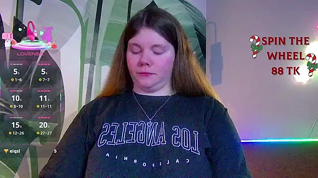 Snapshot of RubyValen chatting on January 6, 1:09 am RubyValen online show from January 6, 1:09 am