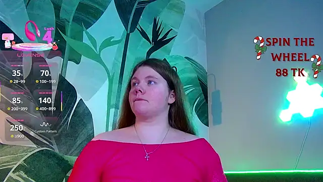 Snapshot of RubyValen chatting on January 7, 1:08 am RubyValen online show from January 7, 1:08 am