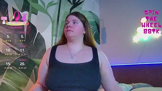 Snapshot of RubyValen chatting on February 5, 1:10 am RubyValen online show from February 5, 1:10 am