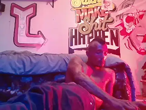 DarkHorse89 online show from September 22, 7:54 am