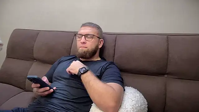 Bear bear  online show from December 26, 7:45 am