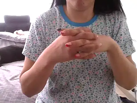 Snapshot of RAYA_1 chatting on October 7, 4:48 pm RAYA 1 online show from October 7, 4:48 pm