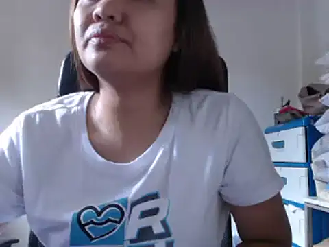 xTheLastVIRGINx online show from January 8, 6:09 am