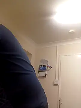 Snapshot of bigboy197311 chatting on January 23, 9:18 pm bigboy197311 online show from January 23, 9:18 pm