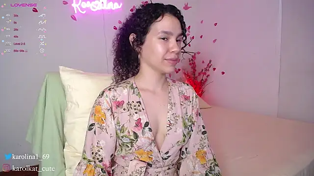 Karolina 1 online show from February 24, 8:25 pm