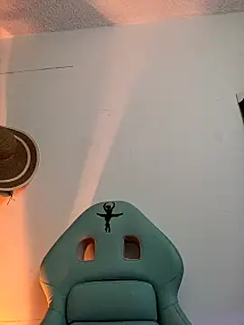 francesca baker1007 online show from February 16, 3:58 am