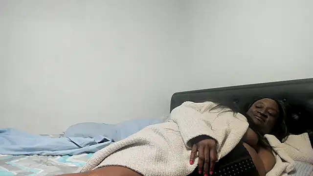 Katiefyi online show from March 29, 2:44 am