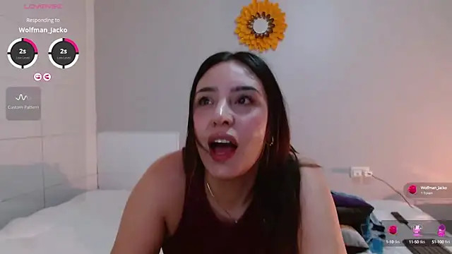 Freyja soh online show from October 6, 9:45 pm