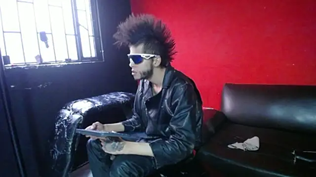 Snapshot of Master_rudeboy chatting on February 14, 10:06 pm Master rudeboy online show from February 14, 10:06 pm