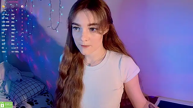 xwiuiwx online show from December 1, 7:36 pm