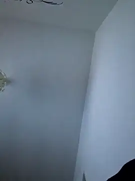 cuci45 online show from March 4, 9:43 pm