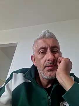 cuci45 online show from April 10, 12:43 pm