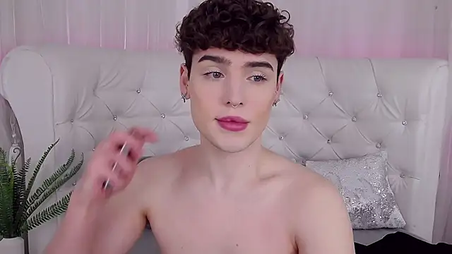 RobbyCharming online show from February 6, 4:28 am