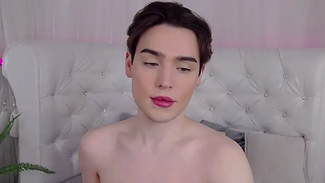 RobbyCharming online show from April 12, 4:28 am