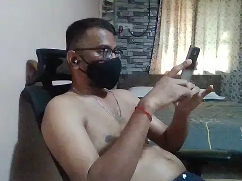 Snapshot of sexx4 chatting on May 6, 10:42 am sexx4 online show from May 6, 10:42 am