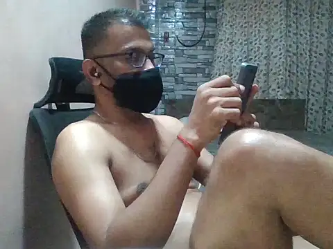 Snapshot of sexx4 chatting on May 7, 9:42 pm sexx4 online show from May 7, 9:42 pm