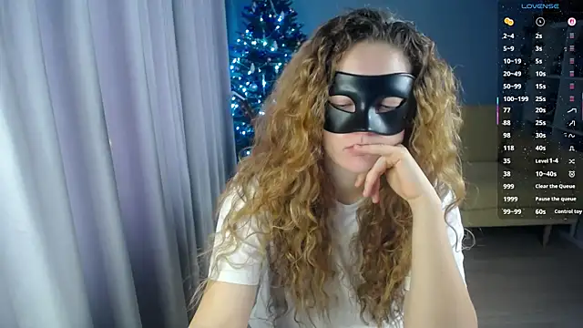 Snapshot of BubbbleGumm chatting on January 8, 8:27 am BubbbleGumm online show from January 8, 8:27 am