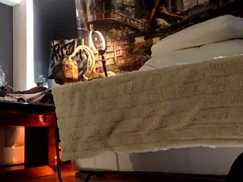 Snapshot of OSIRlS chatting on January 26, 10:35 pm OSIRlS online show from January 26, 10:35 pm