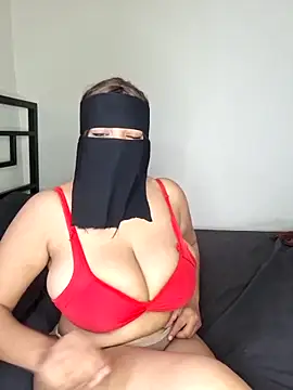 Snapshot of amerlov15 chatting on November 1, 11:45 am amerlov15 online show from November 1, 11:45 am