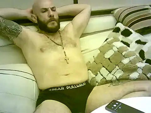 Chach1988 online show from August 1, 9:14 pm