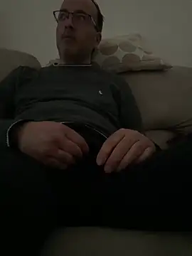 Maxi7hot online show from April 24, 3:36 pm